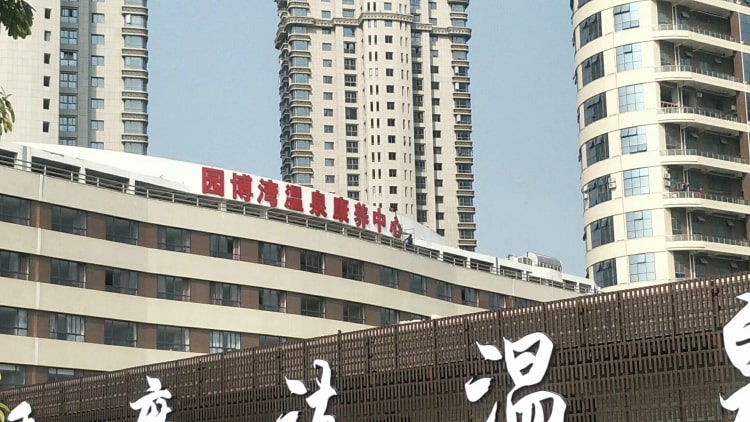 　　廈門集美廣告公司提供廣告招牌制作,標識標牌制作,發光字制作,樓頂樓體標識大字制作,地產施工圍擋,公司LOGO形象墻設計制作安裝等服務