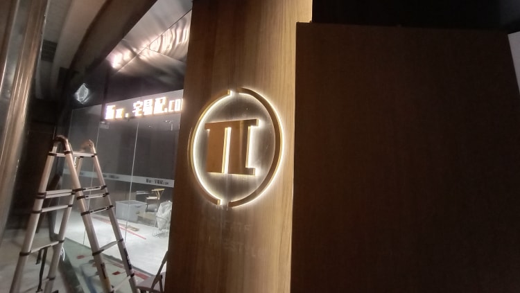 店鋪門頭招牌發光字